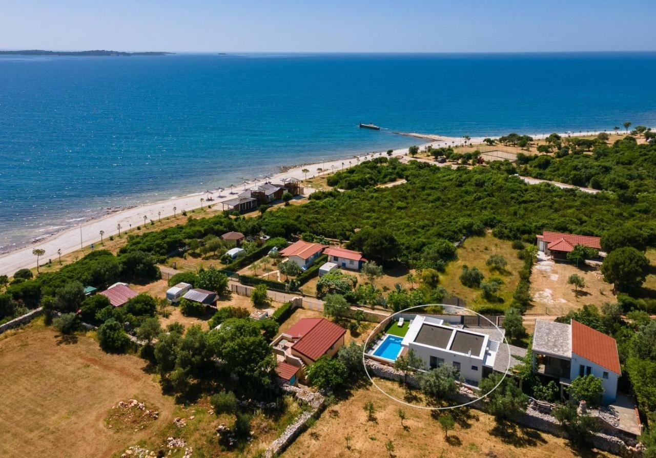 Villa Cubic Peroj Exterior foto