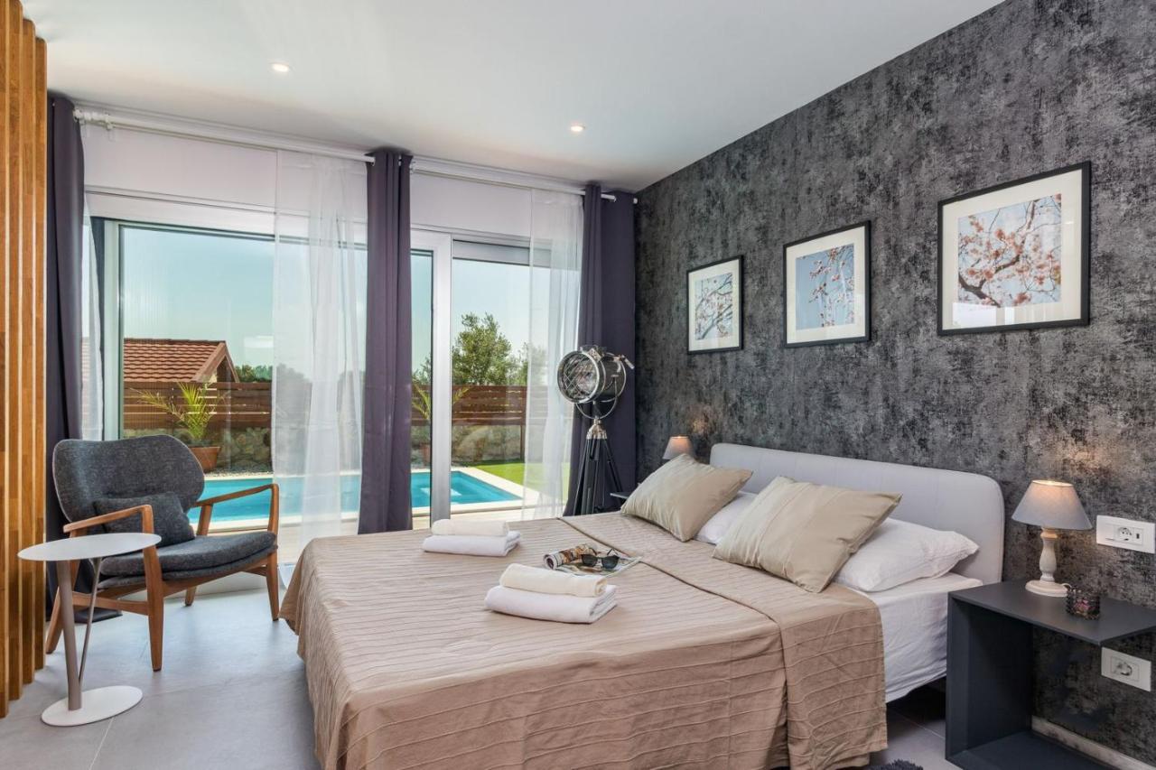 Villa Cubic Peroj Exterior foto