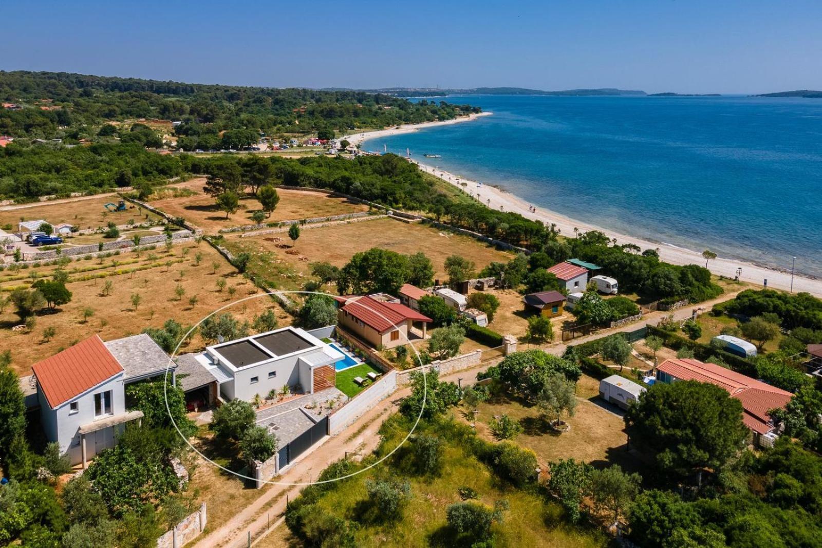 Villa Cubic Peroj Exterior foto